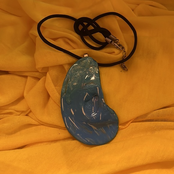 Beach Seashell Hand Designed One of a Kind Handmade Necklace - Picture 9 of 16